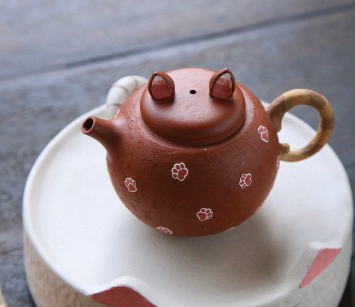 Biomorphic Cat (仿生小猫咪壶) Yixing Zisha Teapot 150ML