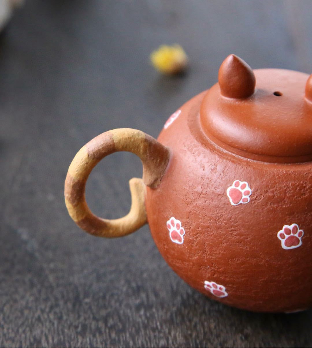 Biomorphic Cat (仿生小猫咪壶) Yixing Zisha Teapot 150ML