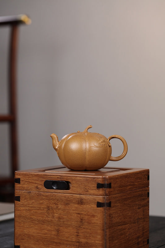 Bionic Round Pumpkin (仿生圆南瓜) Yixing Zisha Teapot 330ML