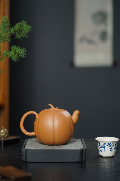 Bionic Tall Pumpkin (仿生高南瓜) Yixing Zisha Teapot 380ML