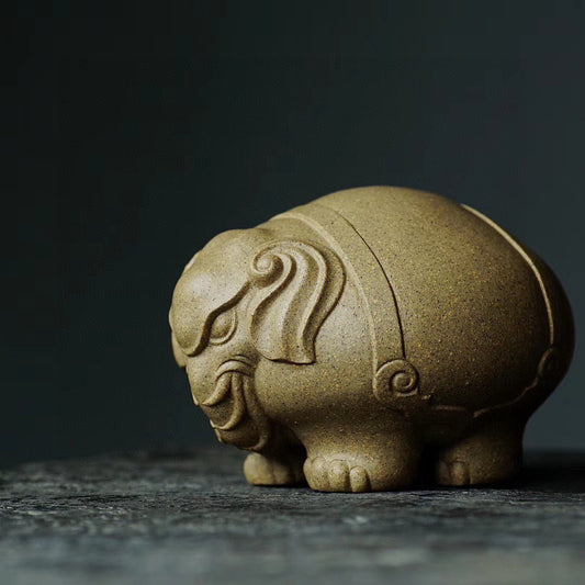 Classic Elephant Sculpture (大象茶宠) Yixing Zisha Teapet