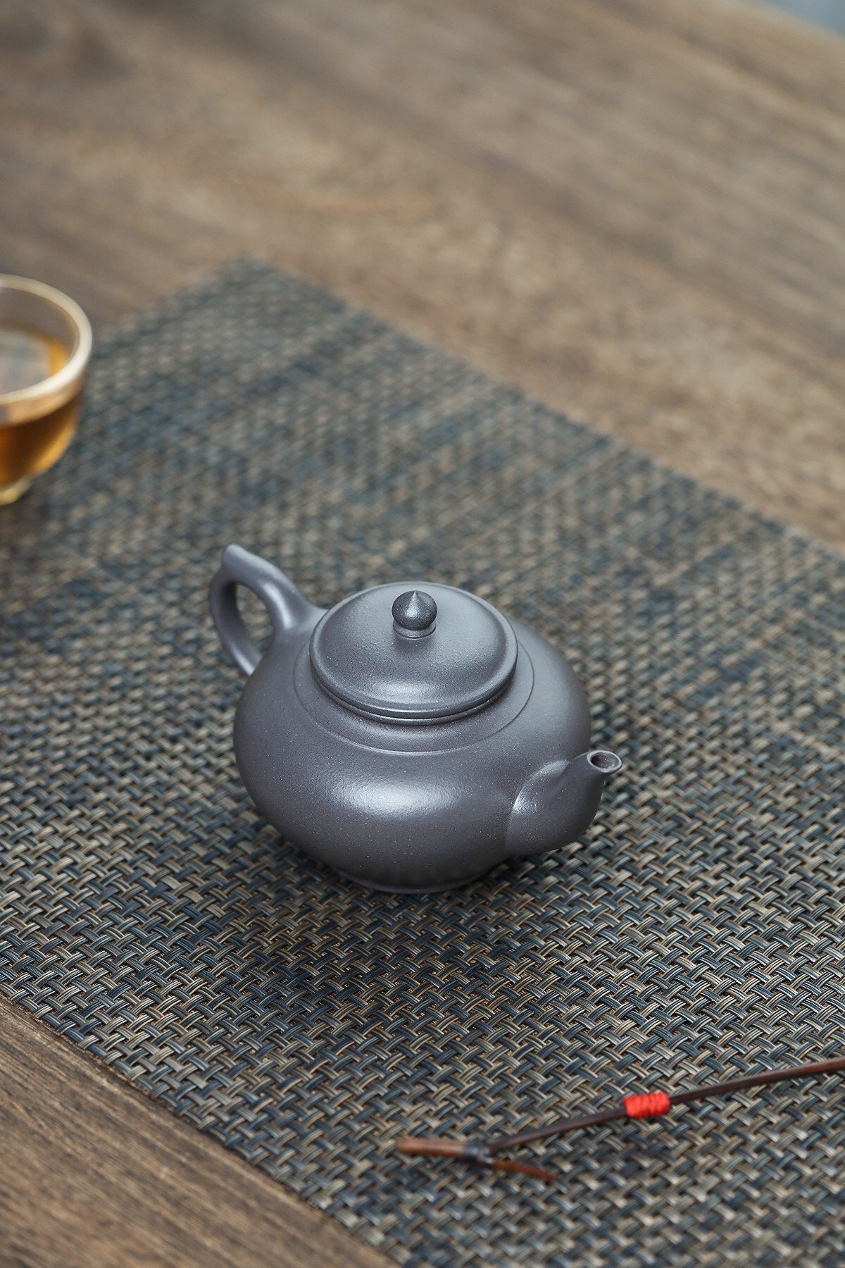 Classic Xiaoying (笑樱壶) Yixing Zisha Teapot 230ML