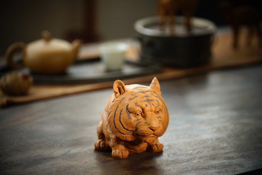 Fortune Guardian Tiger (守财虎) Sculpture Yixing Zisha Teapet