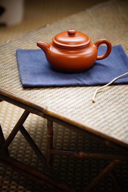 Golden FangGu (黄金朱泥仿古) Yixing Zisha Teapot 180ML