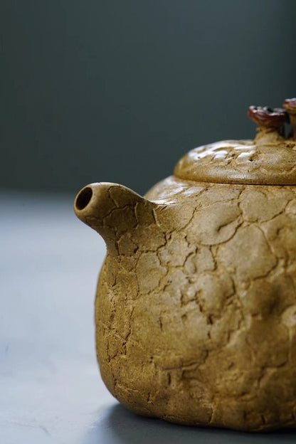 Classic Gong Chun (供春壶) Yixing Teapot 150ML