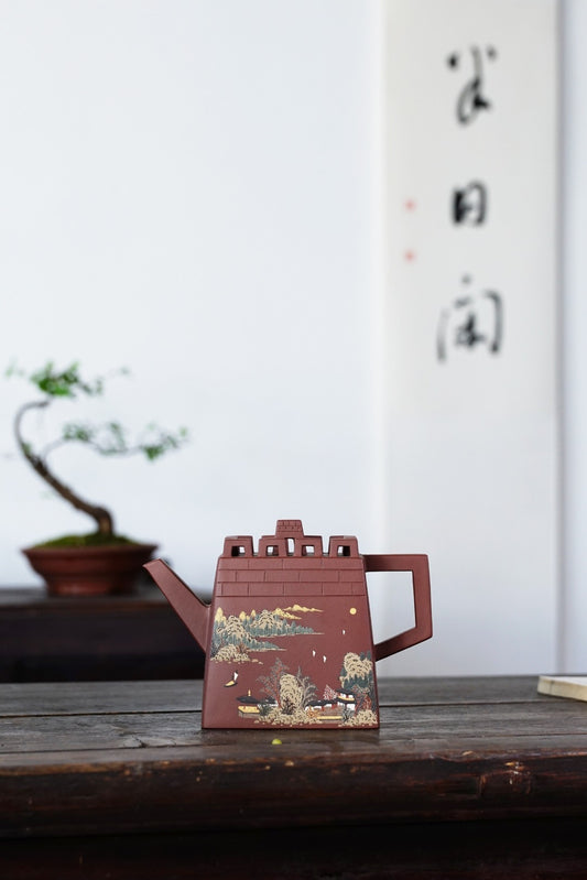 The Great Wall Teapot – Mud-Painting (泥绘长城壶) Yixing Zisha Teapot 480ML