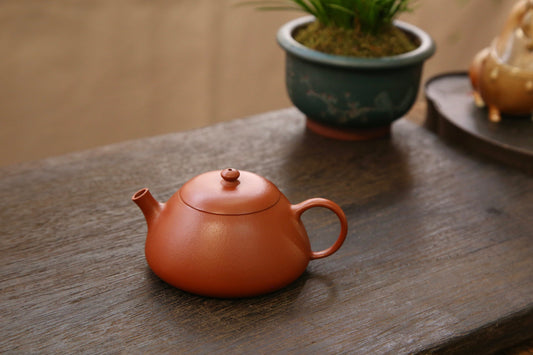Da Sheng Piao （大生瓢） Yixing Zisha Teapot (Designed by the renowned artist Mr. Da Sheng 160ML)