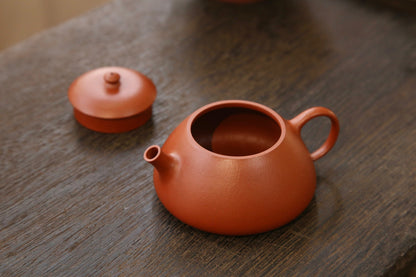 Da Sheng Piao （大生瓢） Yixing Zisha Teapot (Designed by the renowned artist Mr. Da Sheng 160ML)