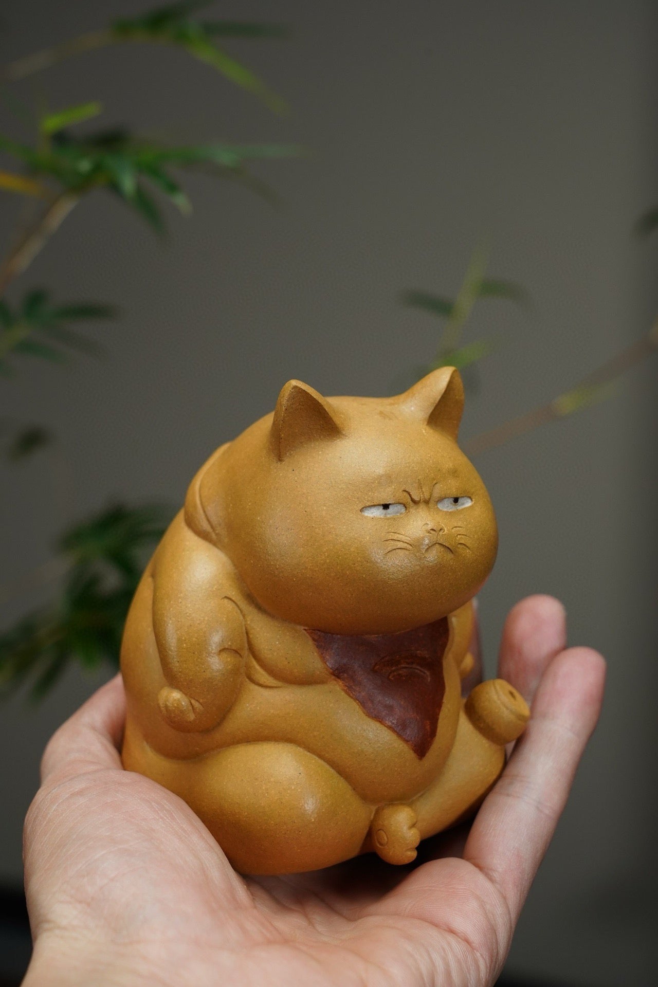 Lucky Cat (招财猫) Yixing Zisha Tea Pet