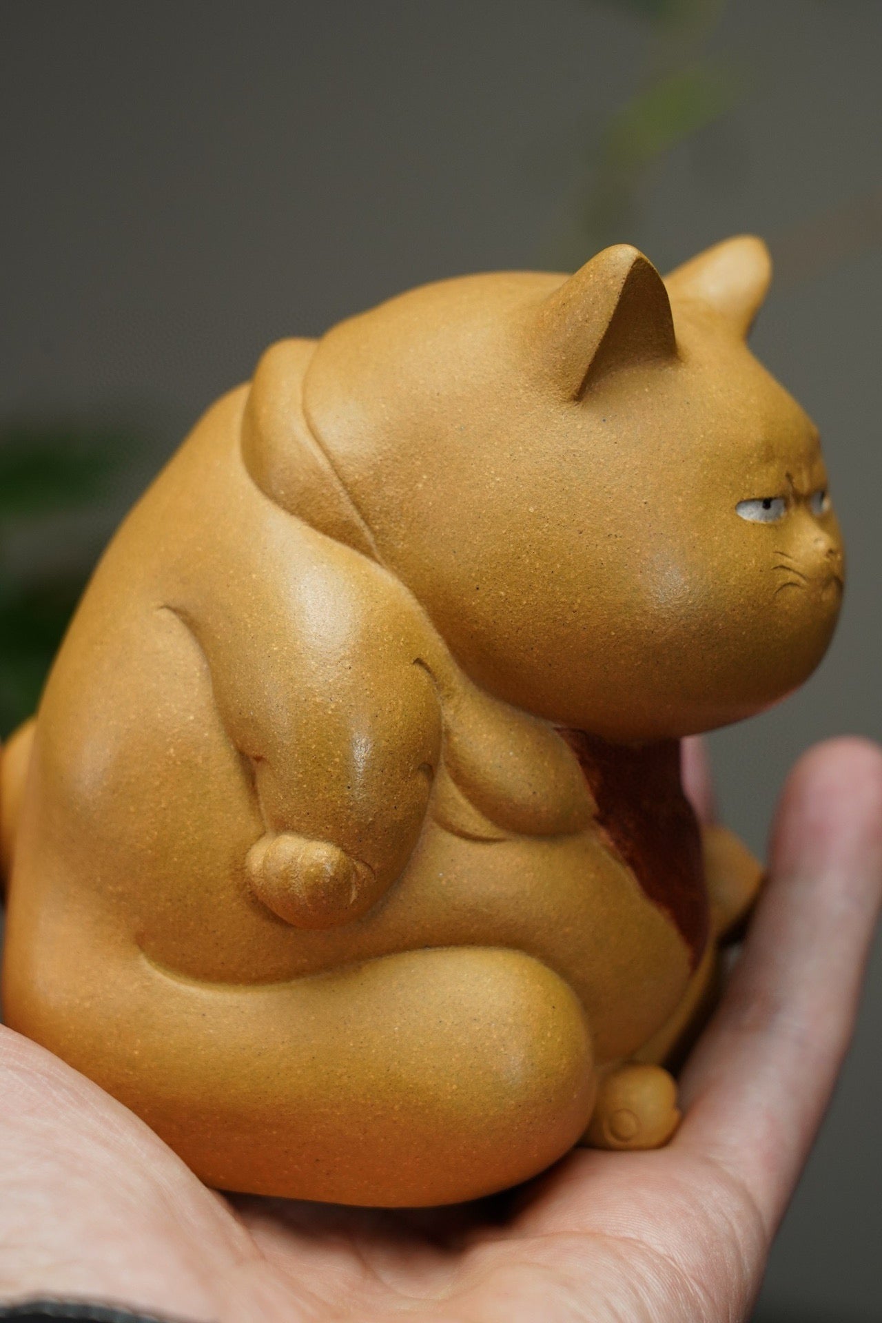 Lucky Cat (招财猫) Yixing Zisha Tea Pet