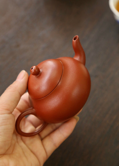 Mengchen Pear-Shaped (孟臣梨形) Yixing Teapot 120ML