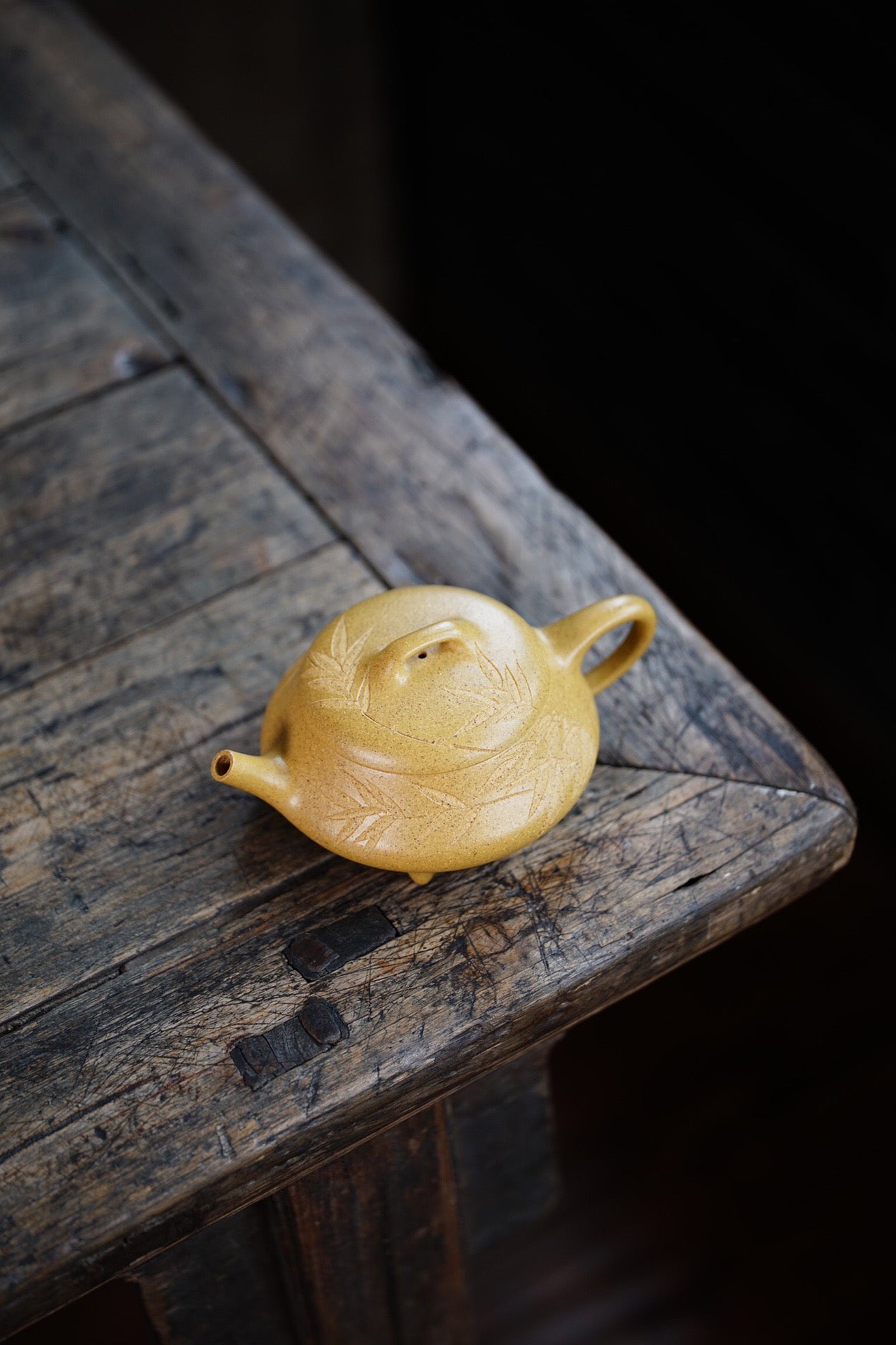 Tripod Yunpiao (三足韵瓢) Yixing Zisha Teapot 160ML