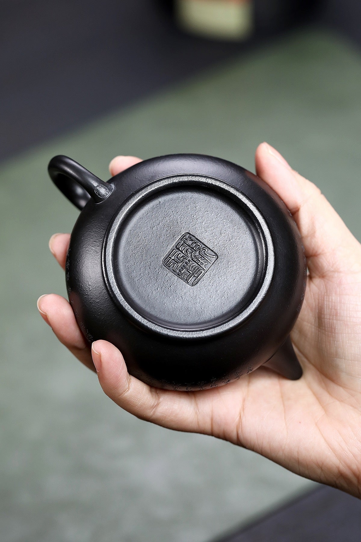Wuhui Heart Sutra Flat Shui Ping (焐灰心经扁水平) Teapot 170ML