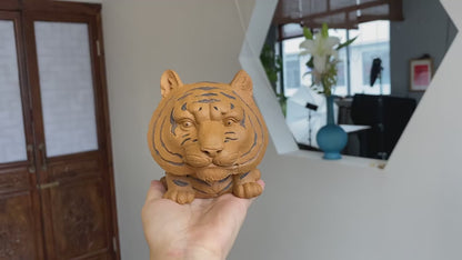 Fortune Guardian Tiger (守财虎) Sculpture Yixing Zisha Teapet
