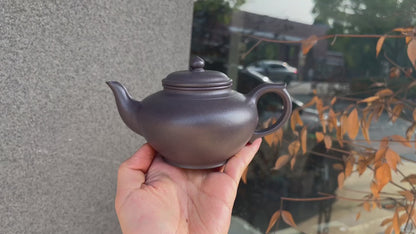 Classic Xiaoying (笑樱壶) Yixing Zisha Teapot 230ML